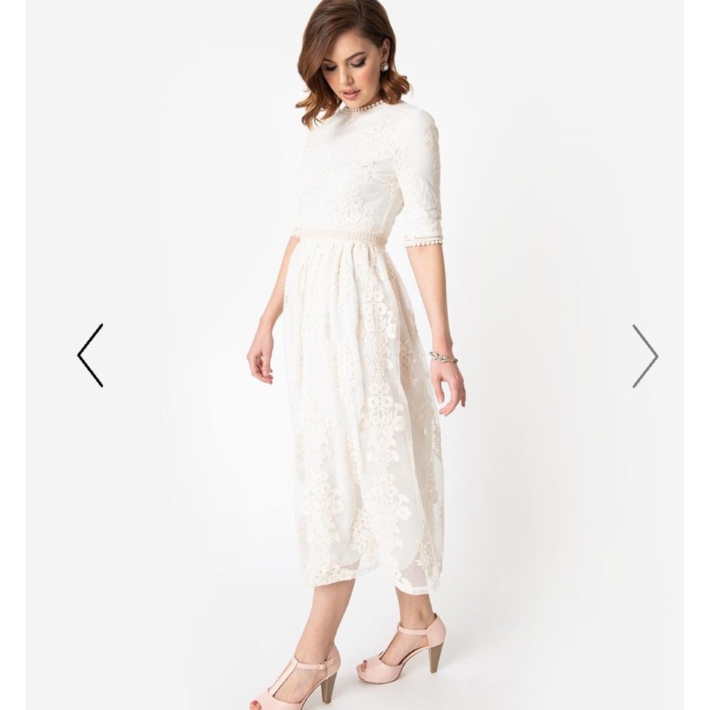 Vintage Style Antique Ivory Embroidered Lace Dress